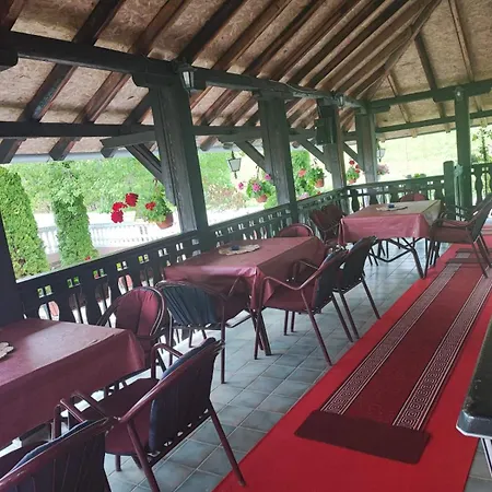 Tribalija Oda ve Kahvaltı Gornji Milanovac